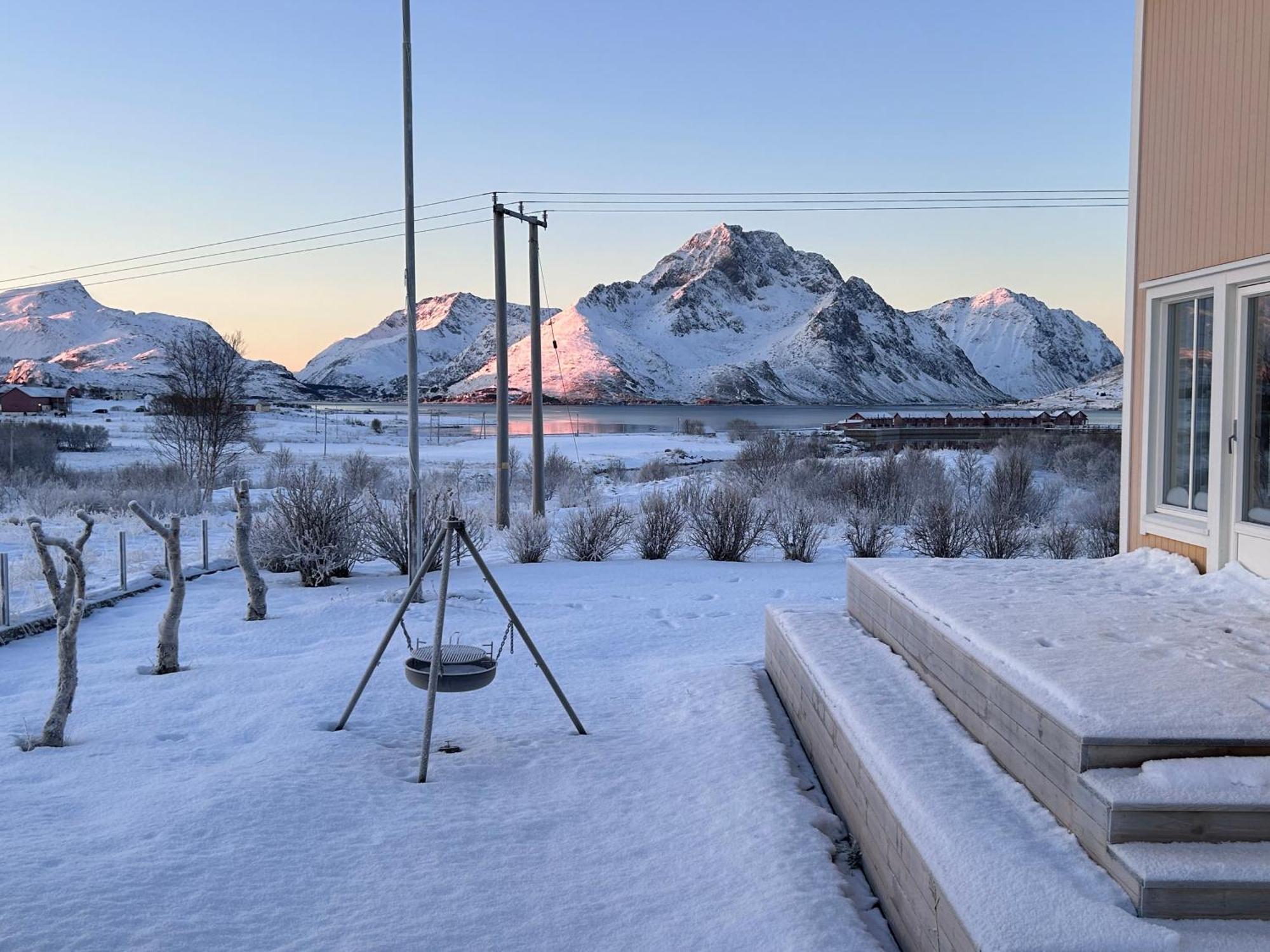 Pederstua, A Classic Fisherman'S Farm House In The Middle Of Lofoten Storeidet Екстериор снимка